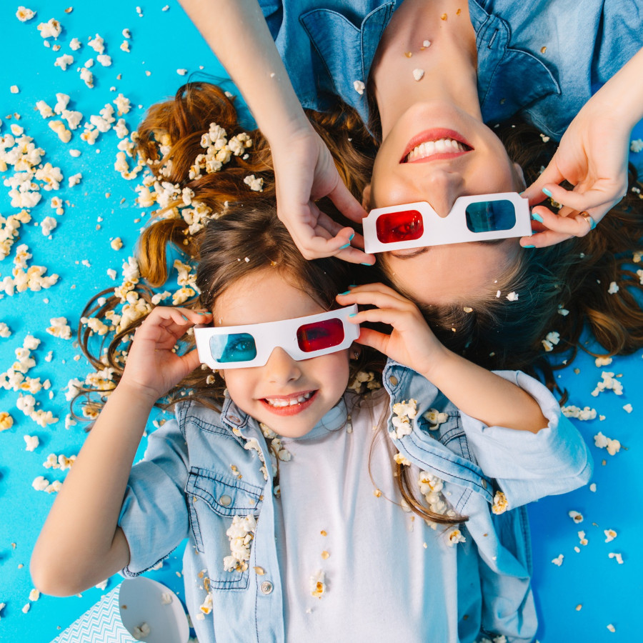 Projection-enfants-Image_de lookstudio_sur_Freepik